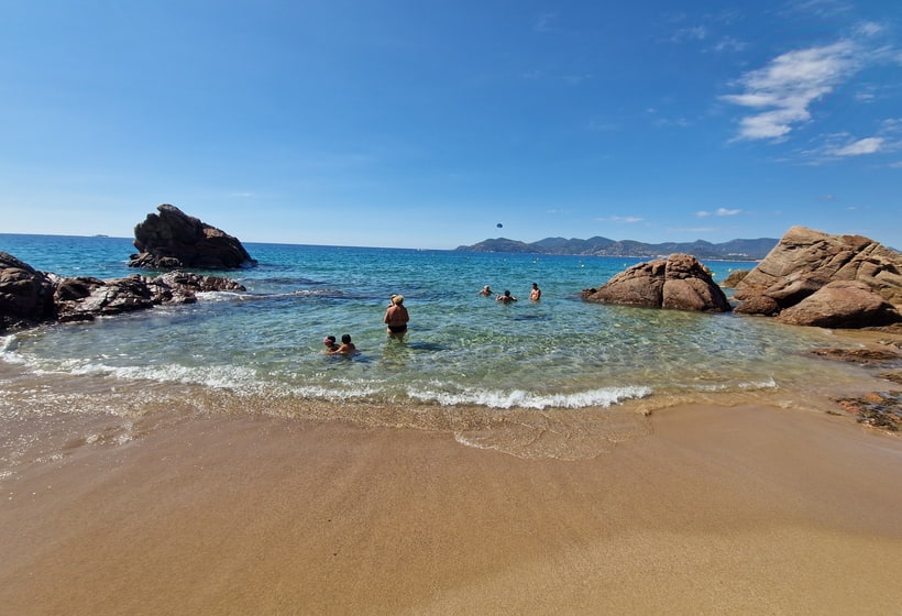 Plage de Rochers, Cannes, La Bocca, French Riviera 