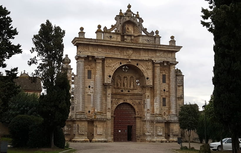 What to do in Arcos de la Frontera?